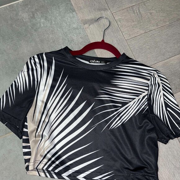 Matching TWO PIECE Shirt + Pant Set (Size M- Women) *NEW* - Picture 2 of 5